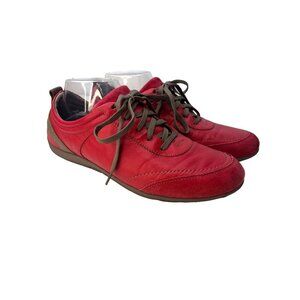 VIONIC Trendy Red Leather and Suede Lace Up Tennis Shoes Ladies Size 9